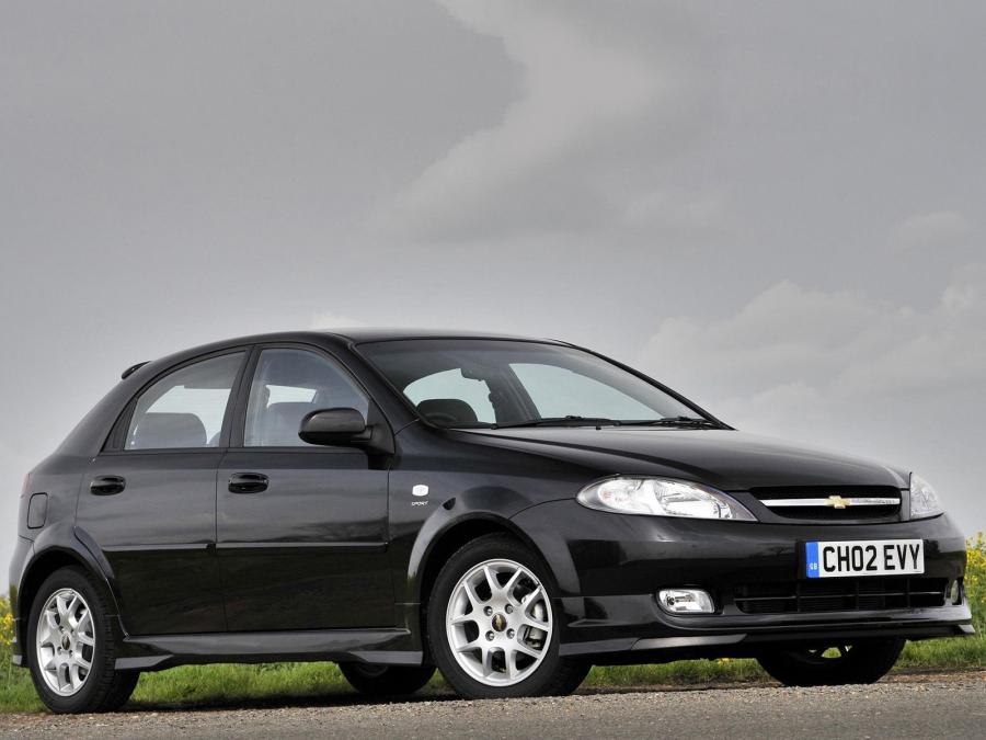  Chevrolet Lacetti Hatchback Sport 2005 года  (UK) (фото 6 из 12)